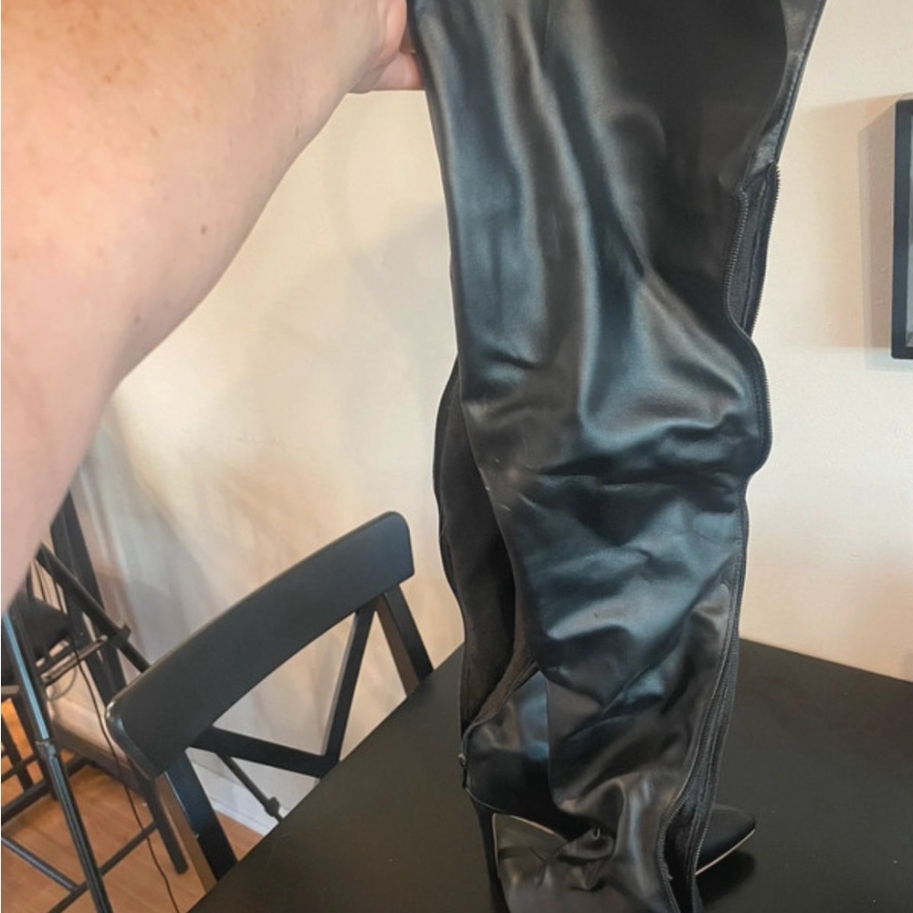 Elegant Black Over the Knee Boots